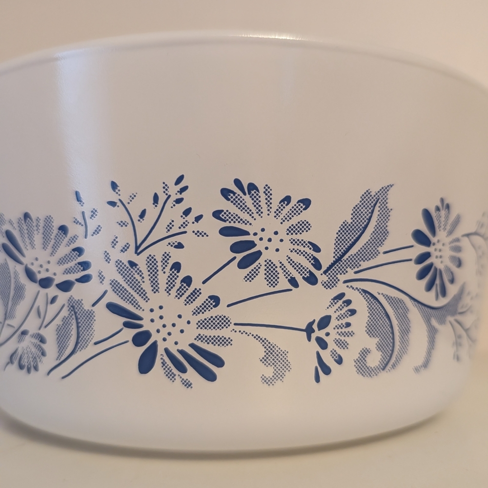 Vintage PYREX Colonial Mist